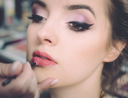 como fazer a maquiagem durar